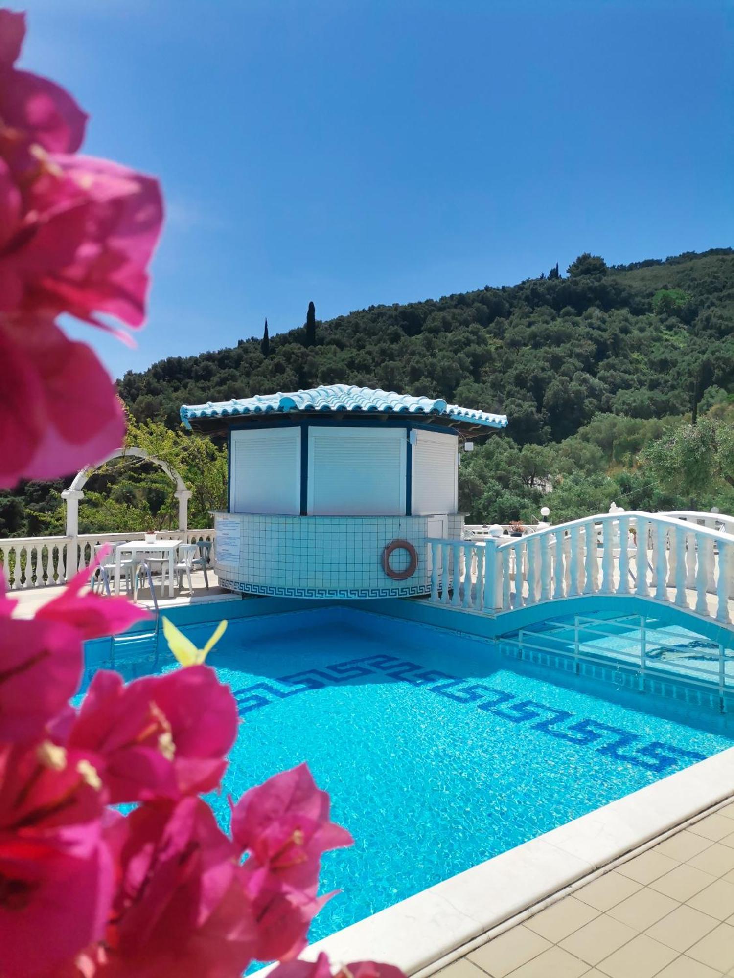Dolphin Apartments Parga Exterior foto